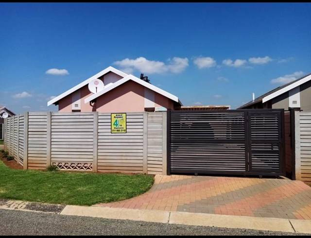 2 BEDROOM HOUSE FOR SALE IN SKY CITY